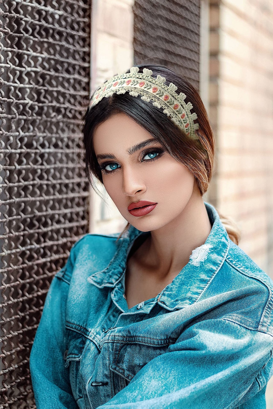 Boho Ethnic Wind Embroidery with Floral Headband Non-slip Elastic White Metal…