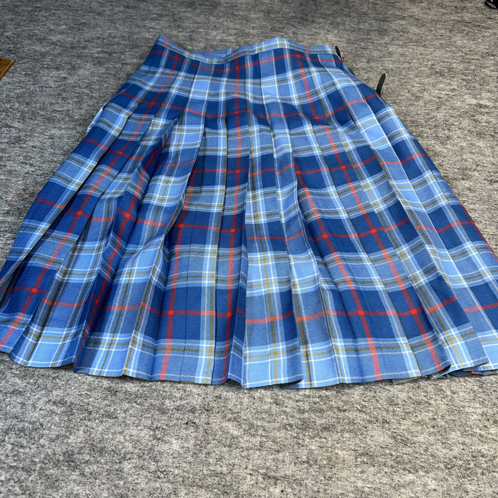 VTG Hector Russell Kiltmaker Womens Pure Wool Kilt blue Plaid 32 inch waist 14?
