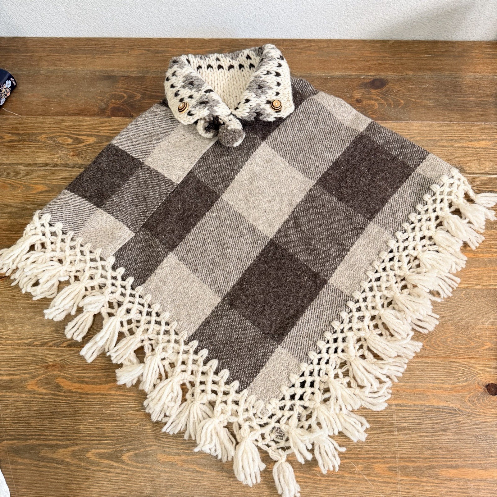 100 % Wool Handmade Cute Warm Girl Wool Poncho Made in Mexico