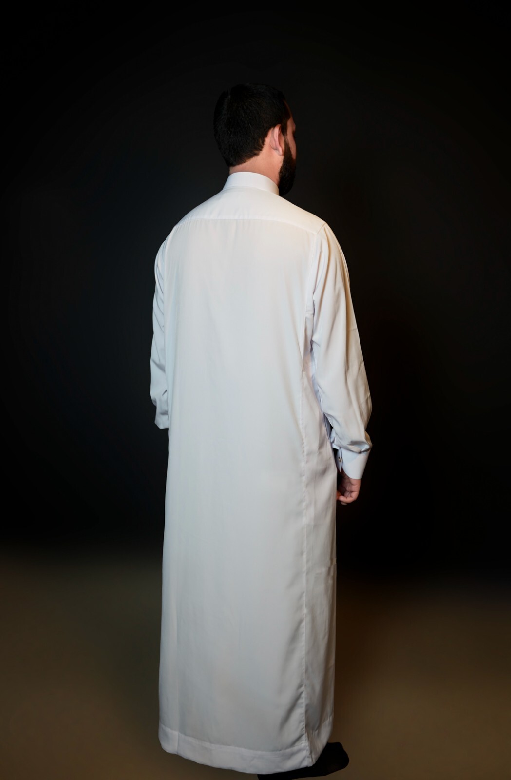Muslim Thobe WHITE Long Sleeve SAUDI STYLE Islamic Jubba madewith luxury fabric