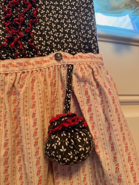 Children’s drindl for 8 year old girl, made in Vienna, perfect for Oktoberfest