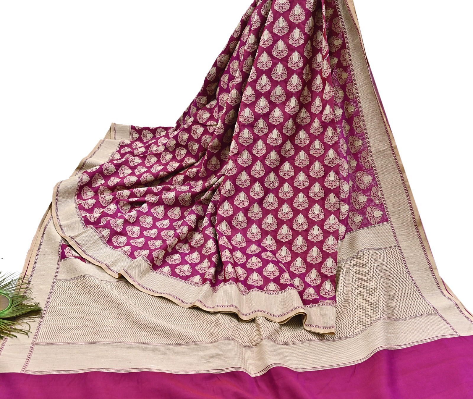 Indian Vintage Heavy Sari Purple & pink Hand Woven Saree 100% Pure Silk Zari 5Yd