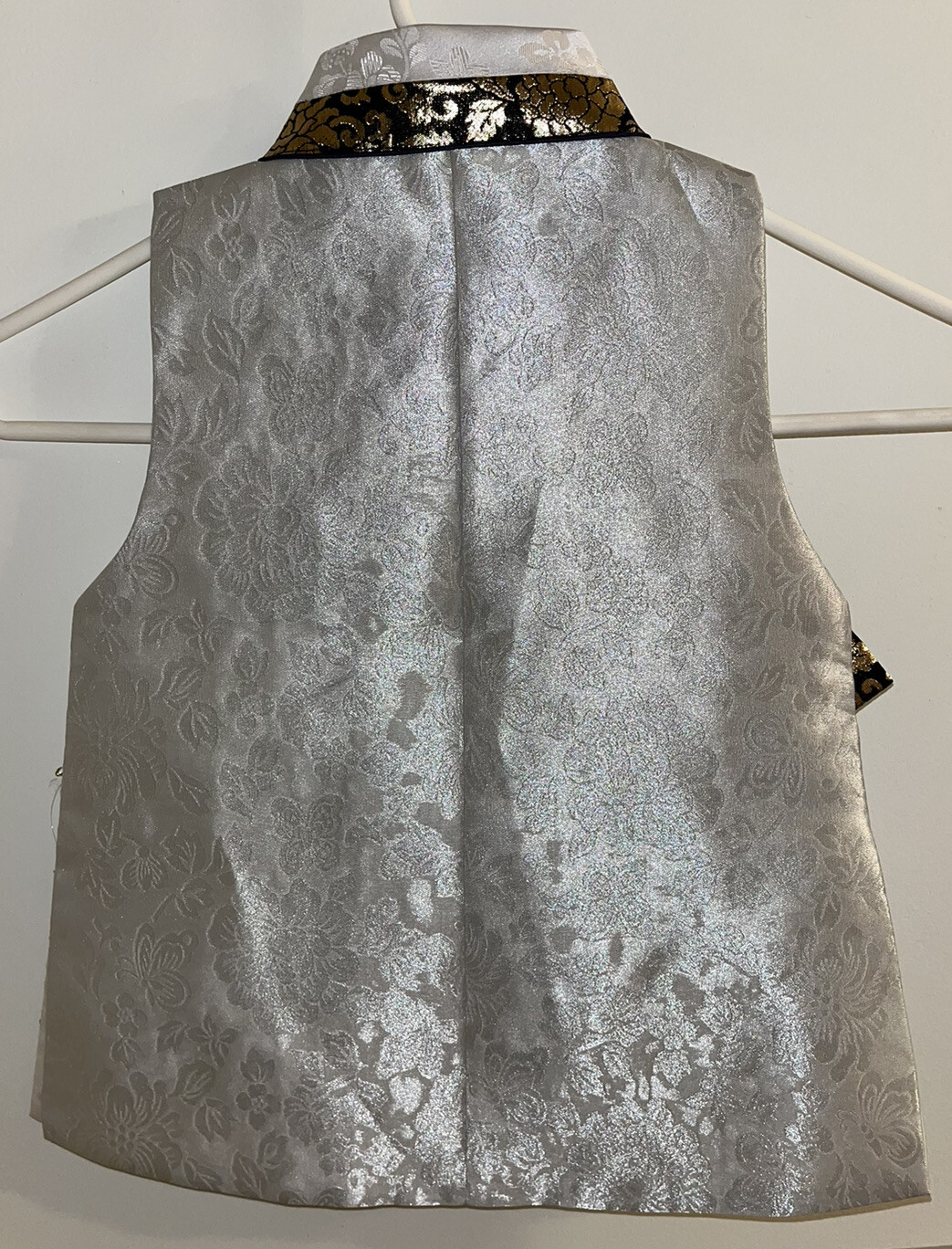 Traditional Korean Asian Embroidered Toddler Girl Robe Kimono White Gold Black