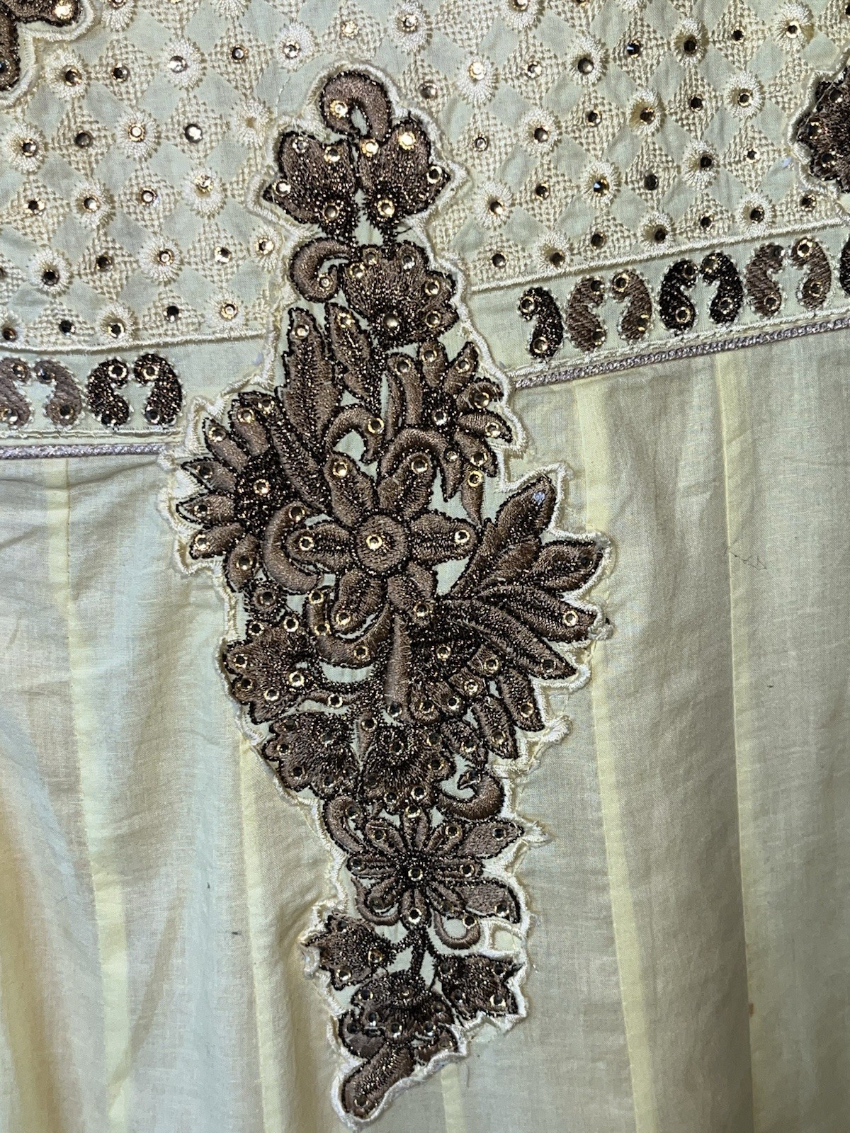 Indian BOLLYWOOD STYLE Yellow/Gold Embroidery Beads Appliqué Party Dress/Costume