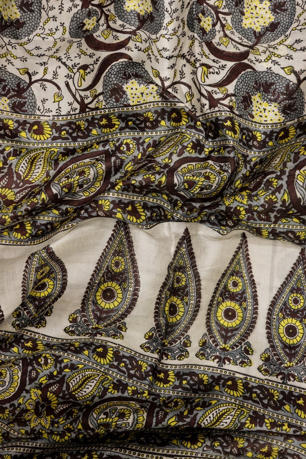 Vintage Silk Saree for Crafting, Sewing, Quilting, Upcycled Projects SS3280