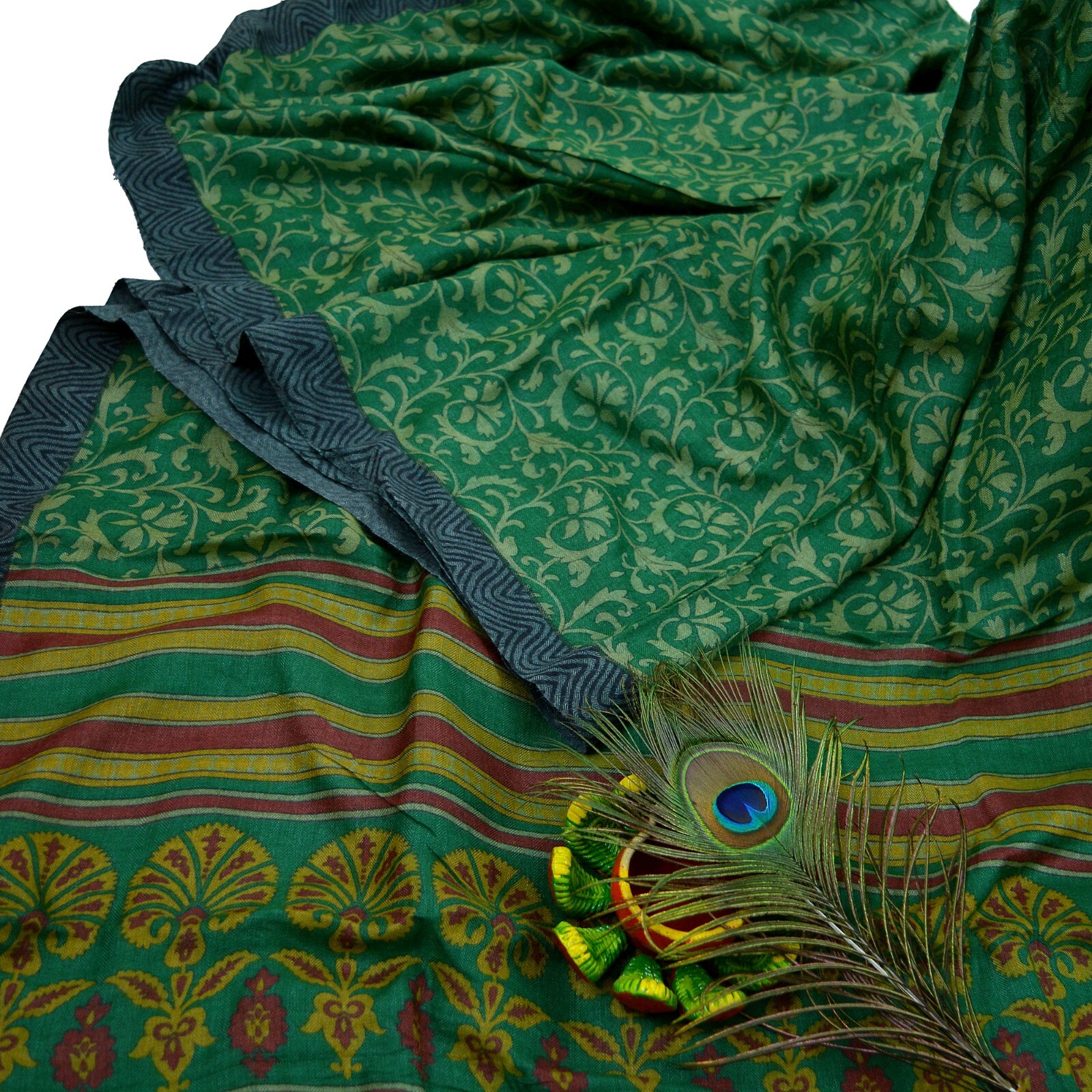 Vintage Sari Green Pure Woolen Woven Printed Sarees Soft Warm Craft Fabric 6Yd