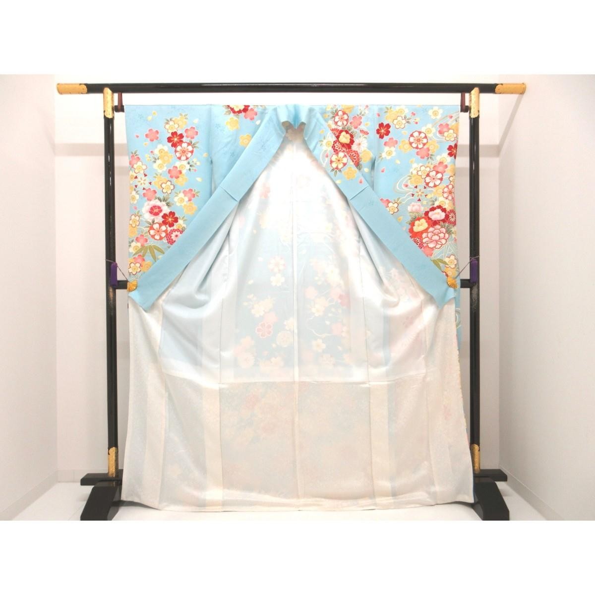 Authentic Japanese Kimono, Yuzen dyeing with gold leaf and gradation dyeing….