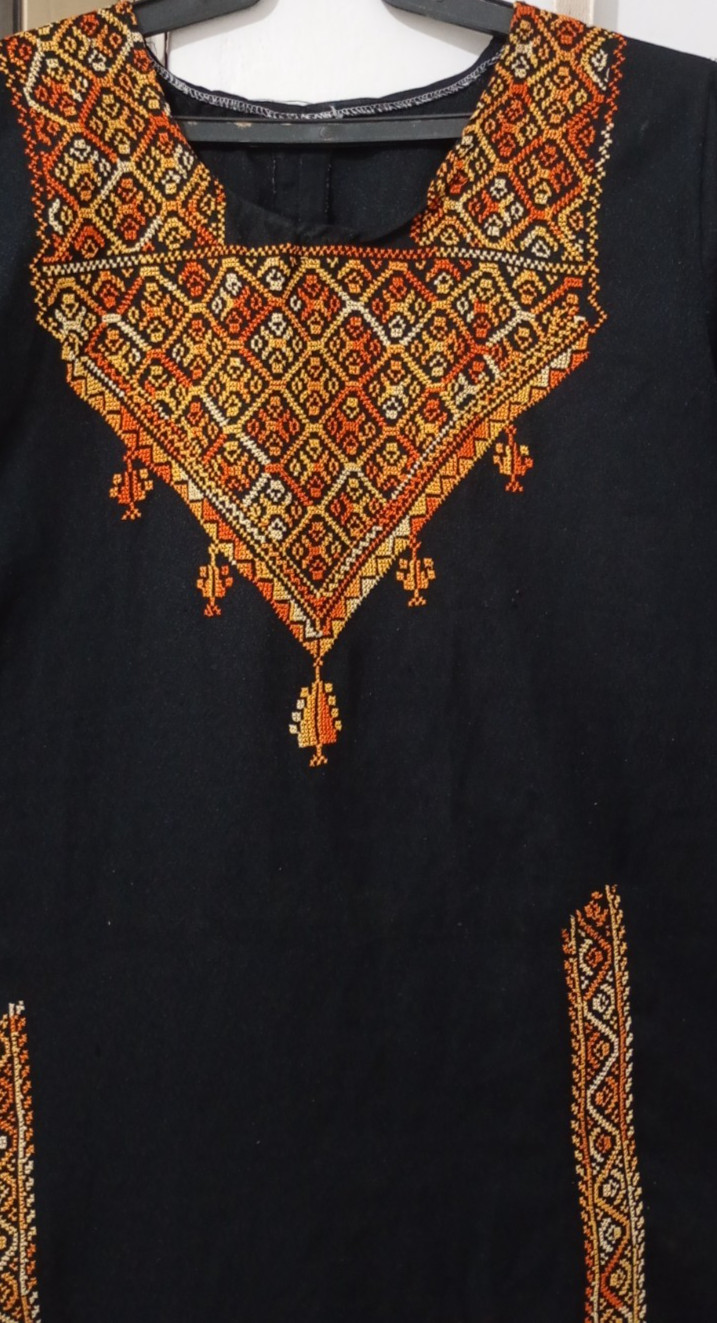 Vintage 1980s Handmade Palestinian Thobe – Heritage Embroidered Costume