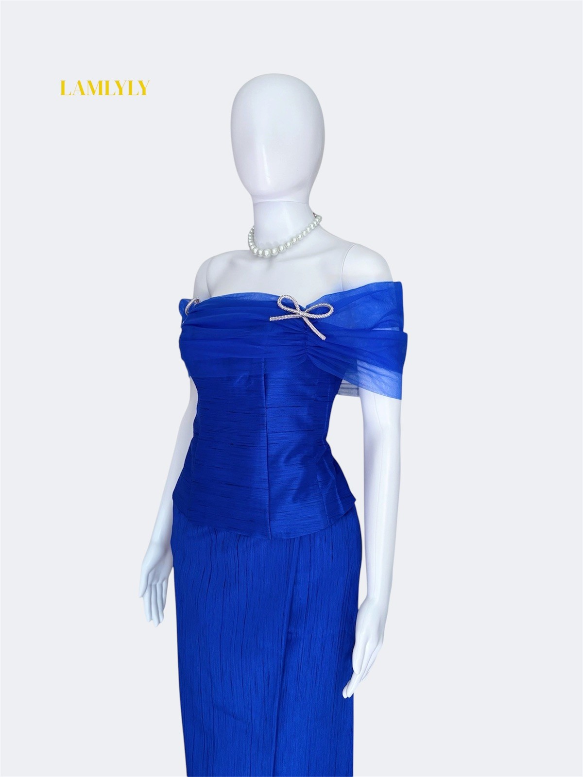 Khmer Traditional Outfit / Cambodian Clothes – 2 Piece, Khmer Shirt & Skirt