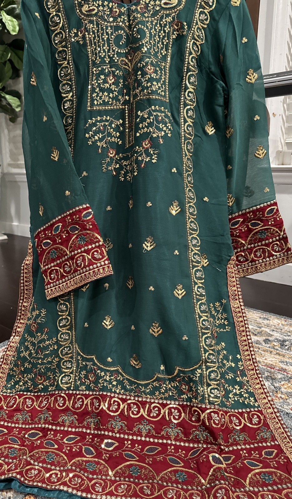 Indian Pakistani Chiffon Salwar Kameez Size L Back And Front Neck Embroidery
