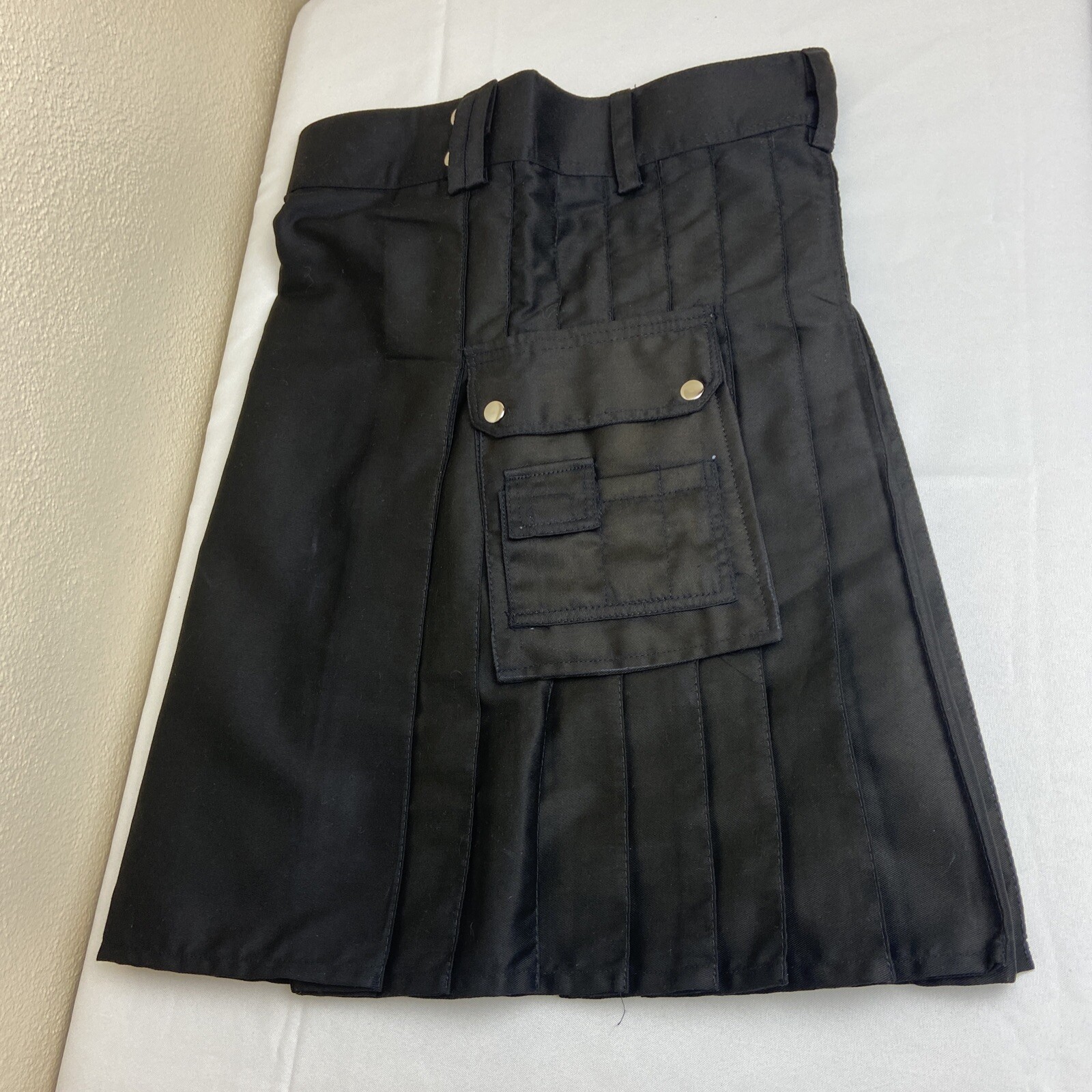 Workman Style Kilt Cargo Pocket Cotton Blend 24 in Length GREAT CONDITION Sz 32