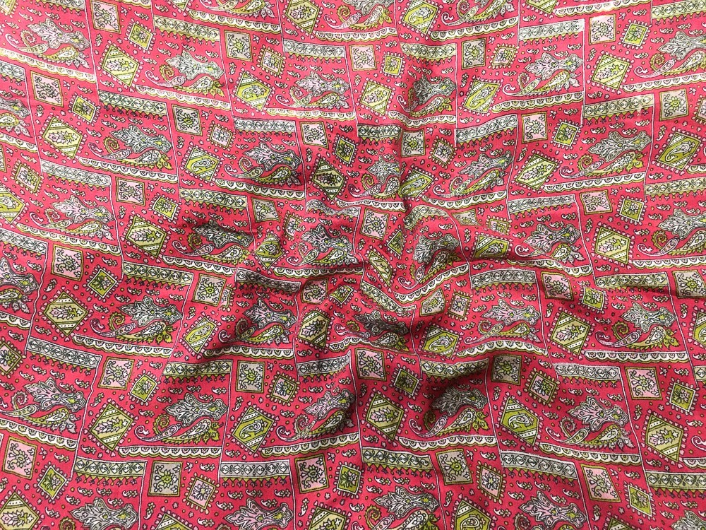 Women Silk Chiffon Red Sari Paisley Print Indian Wear Lightweight Sari PGS1839