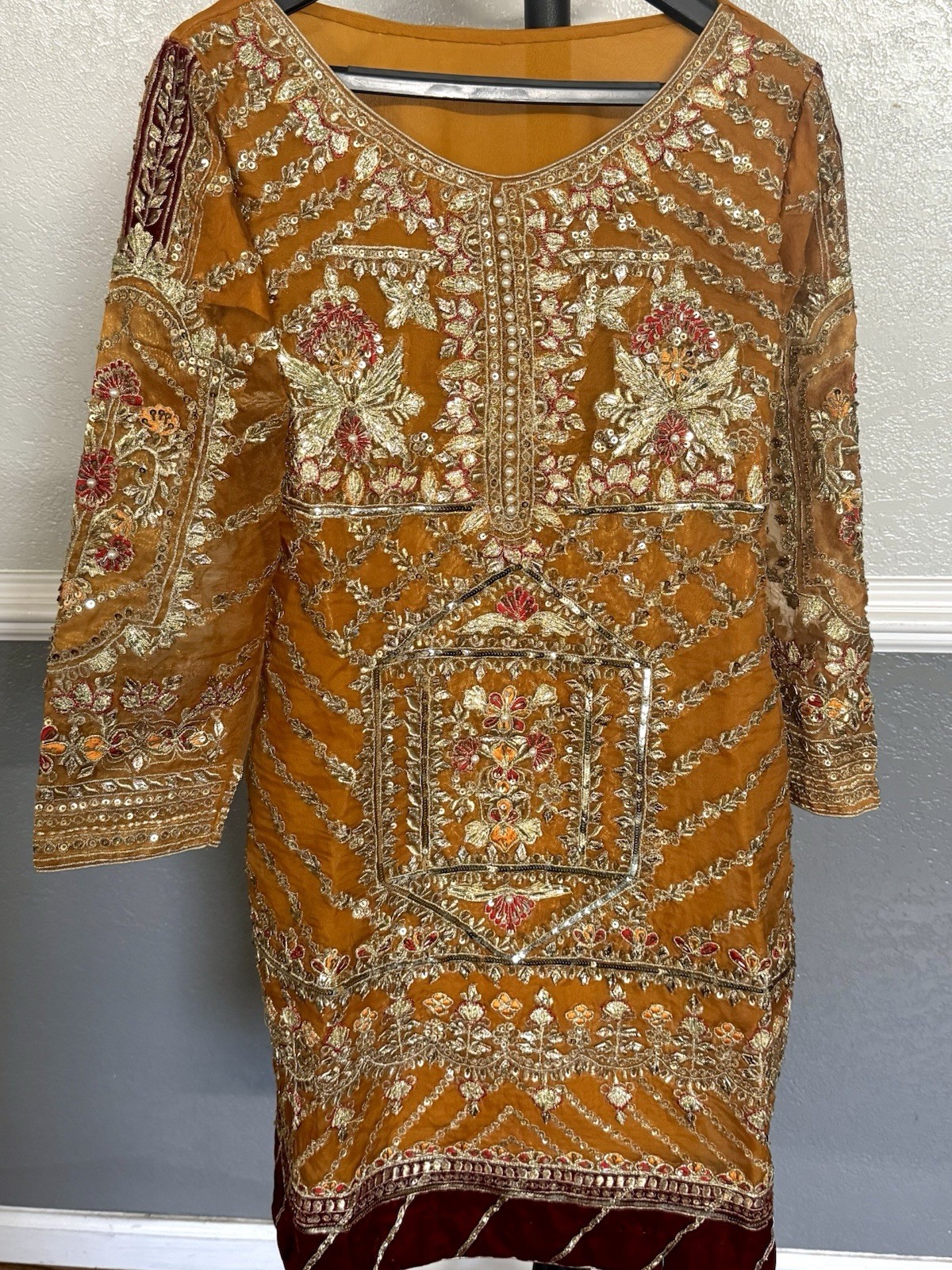 Women’s Gold Embroidered Net Salwar Kameez Suit Set with Dupatta Size M