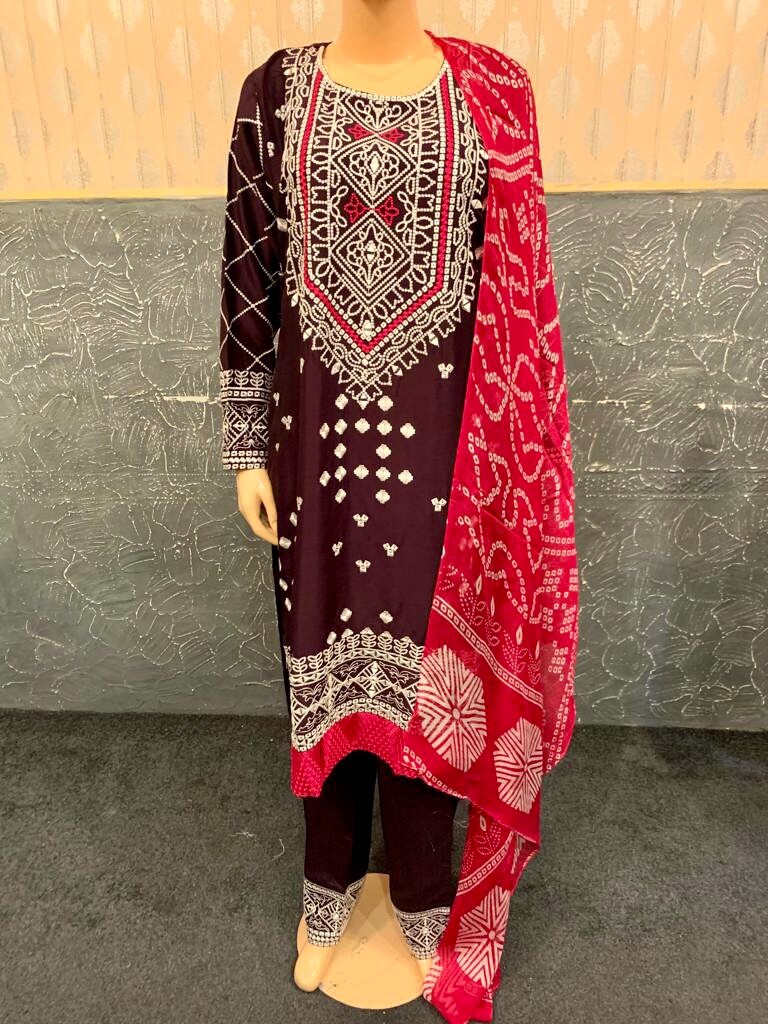 Pakistani Dark Purple Printed Straight Shirt 3pcs linen Suit w/ Threadwork ,L