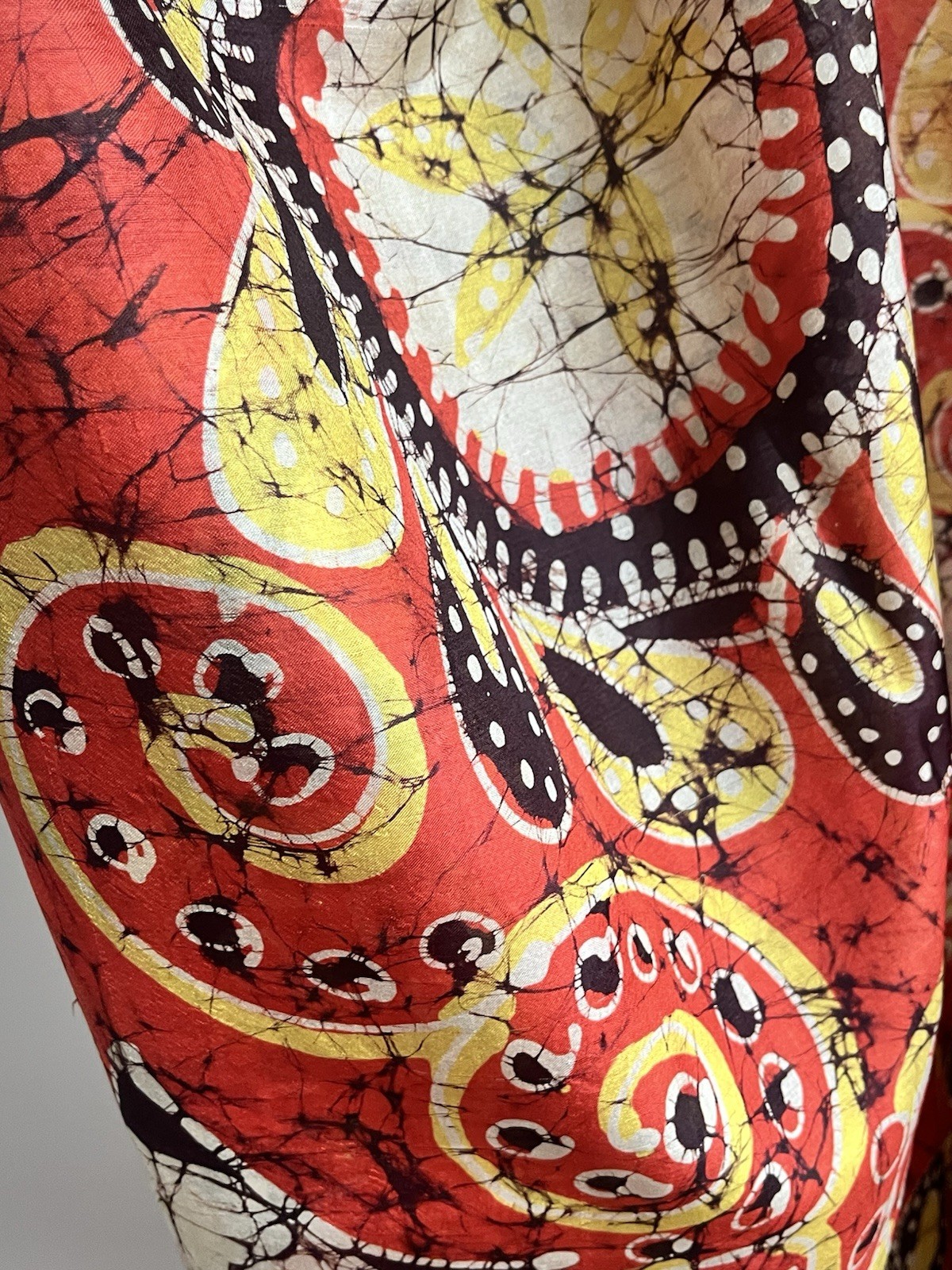 Fabric Red Brown Yellow Ivory 100% Silk Hand Wax Stunning Batik Saree Sari 43″ W