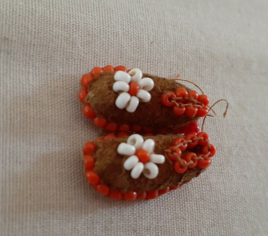 Beaded Miniature Moccasins Native American Slippers Decorative Tiny 1 Inch