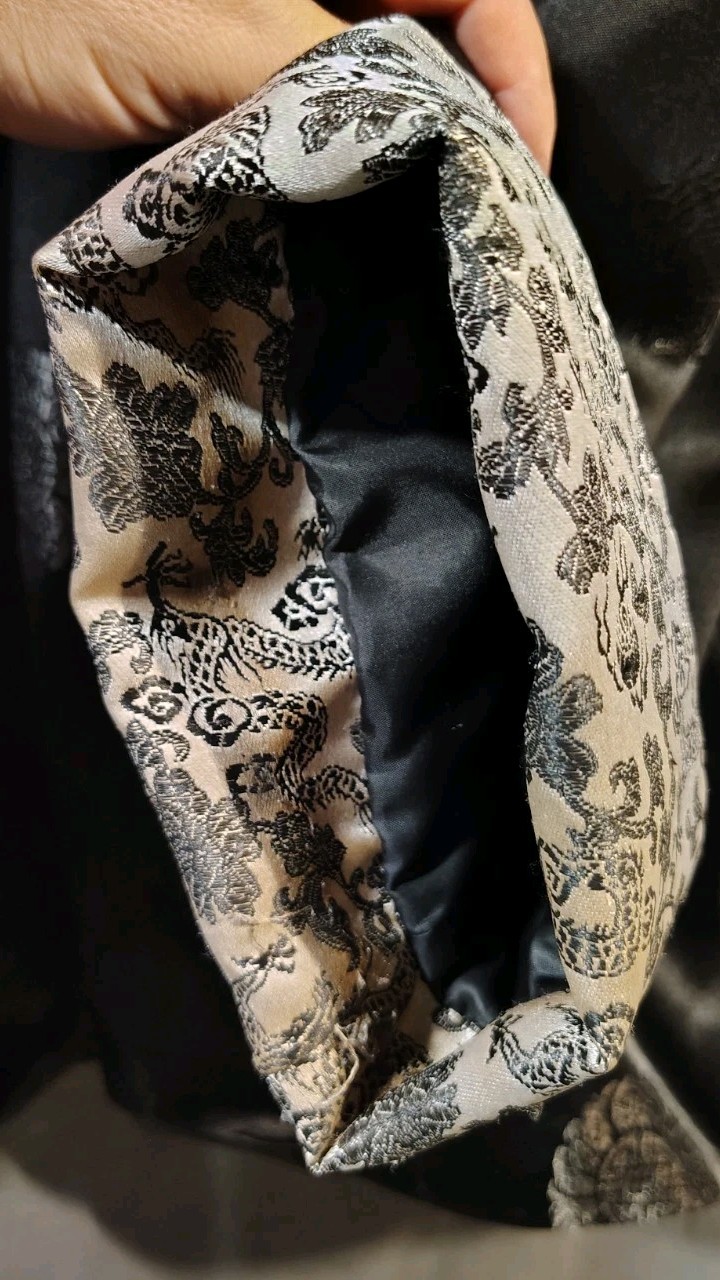 Oriental Tai Chi Kung Fu Chinese Jacket, Black Brocade Frog Closure XL READ Desc