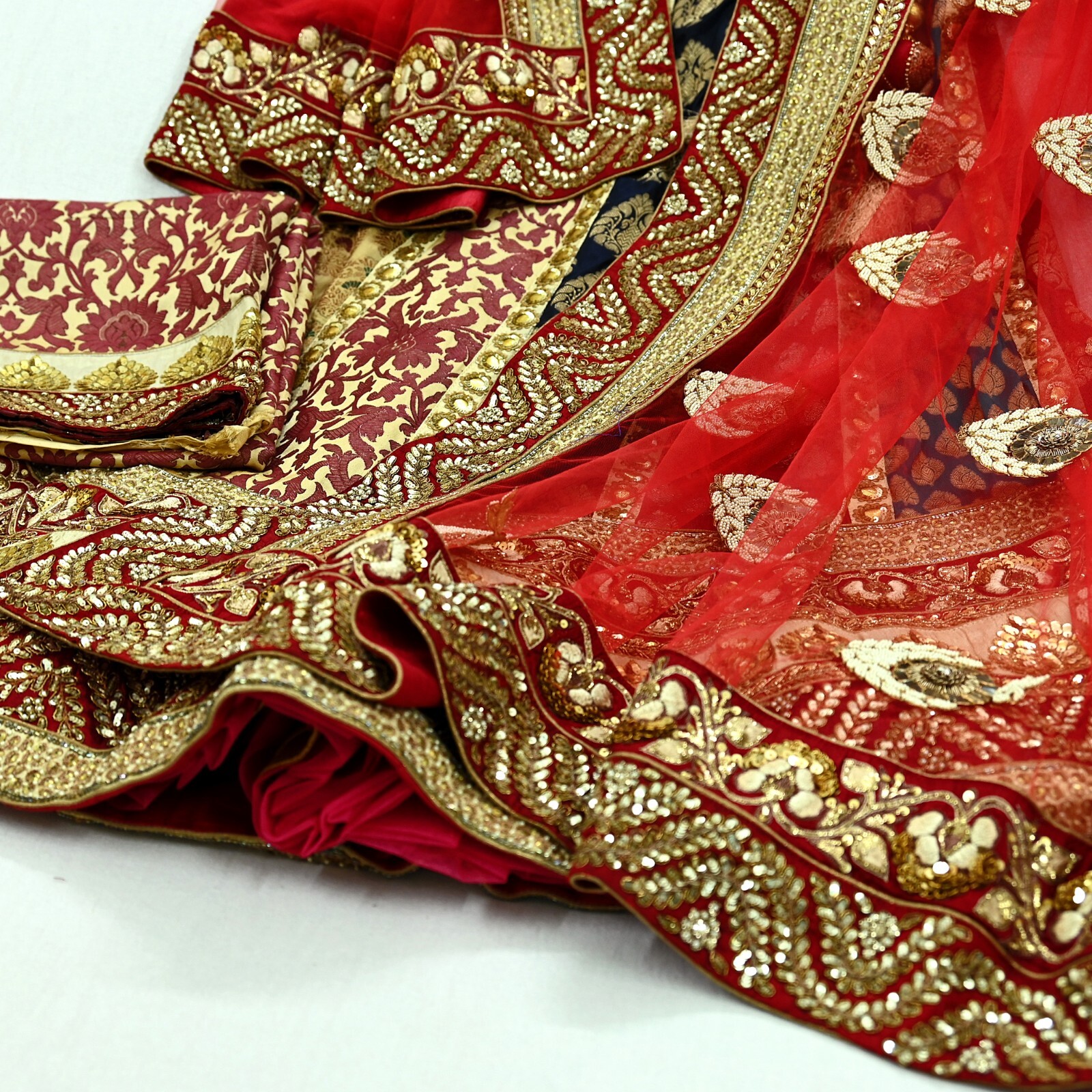 Indian New Heavy Pure Silk Hand Embroidered Designer Sabyasachi Lehenga 3pcs Set