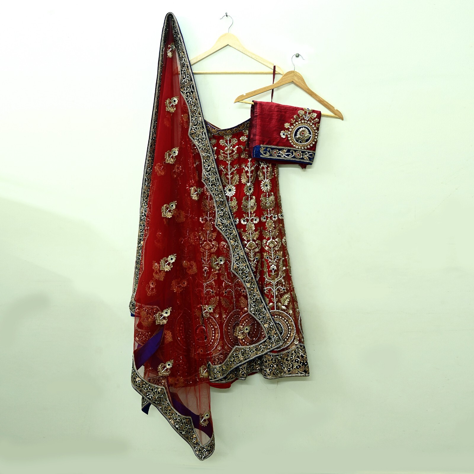 Indian Heavy Red Net Hand Embroidered Designer Anamika Khanna Lehenga 3pcs Set