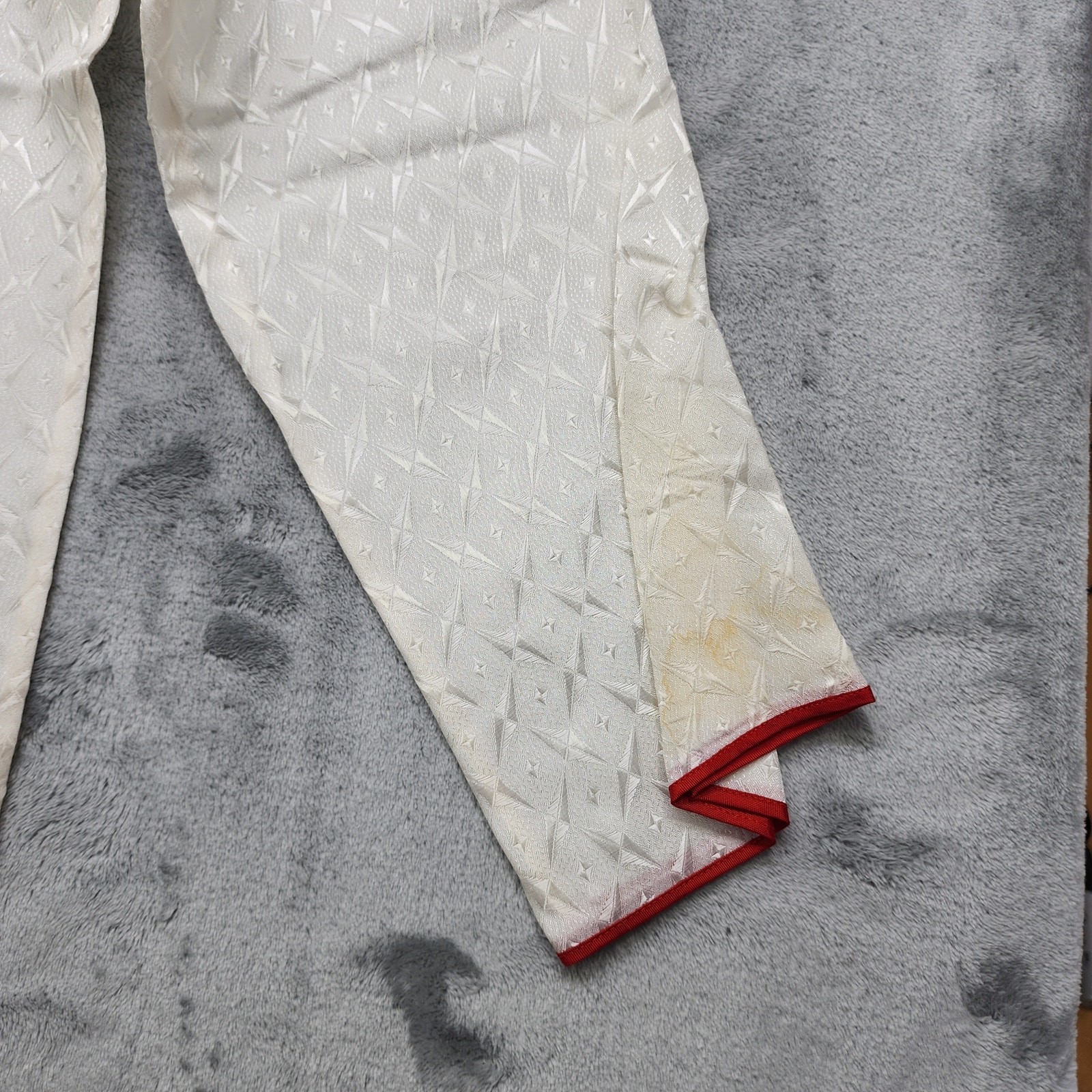 Vintage Asian Pajama Set Size M White Red Silky Satin Jacquard Embroidered Crop
