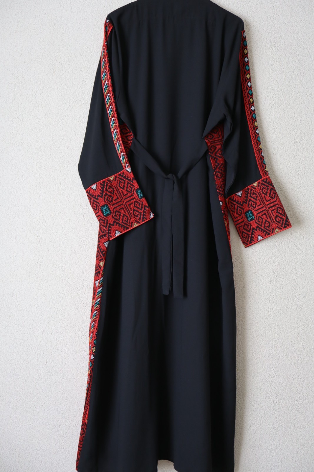 Traditional Palestinian / Jordanian Embroidered Thobe Kaftan Dress Black -ZAHIRA