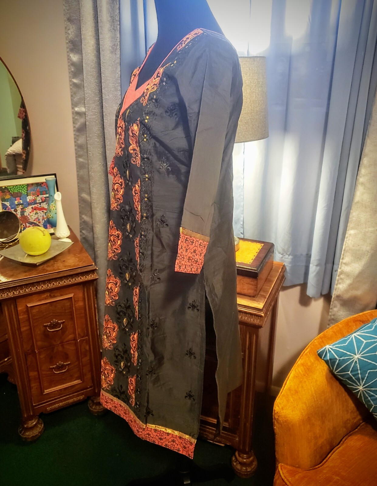 ♡NEW♡ Forest Green & Peach & Gold Embroidered Traditional Kurta •Woman’s Large•