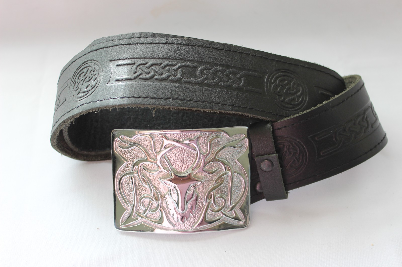 Scottish XL 56″Kilt Belt & Stag Buckle Embossed Leather Celtic Renaissance fair
