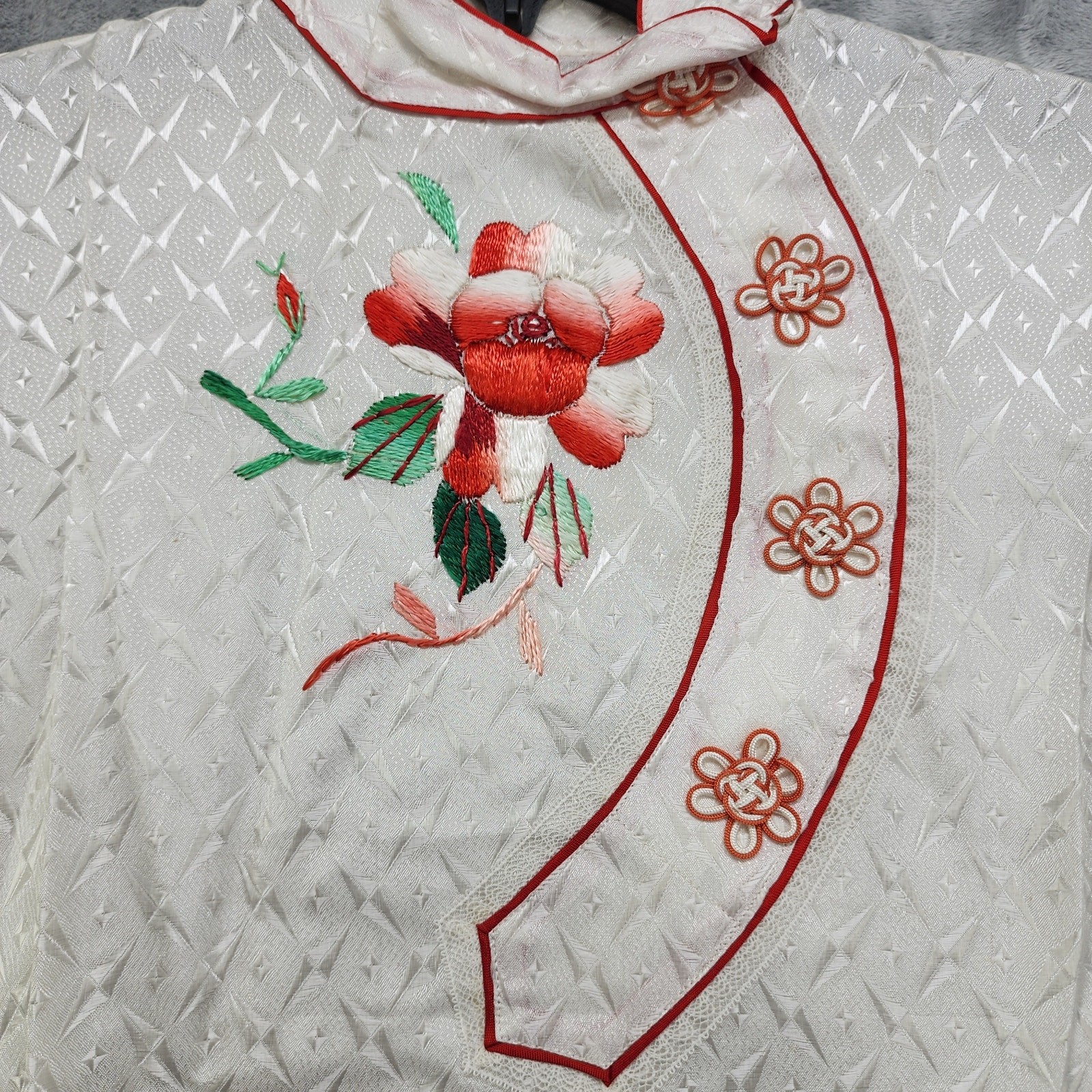 Vintage Asian Pajama Set Size M White Red Silky Satin Jacquard Embroidered Crop