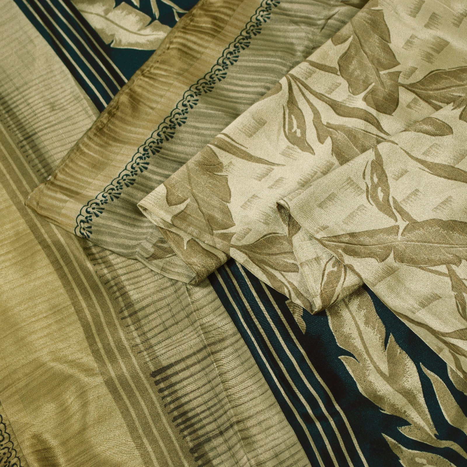 Sanskriti Vintage Sarees Brownish Golden Moss Crepe Leaf Print 5+Yd Quiltingsari