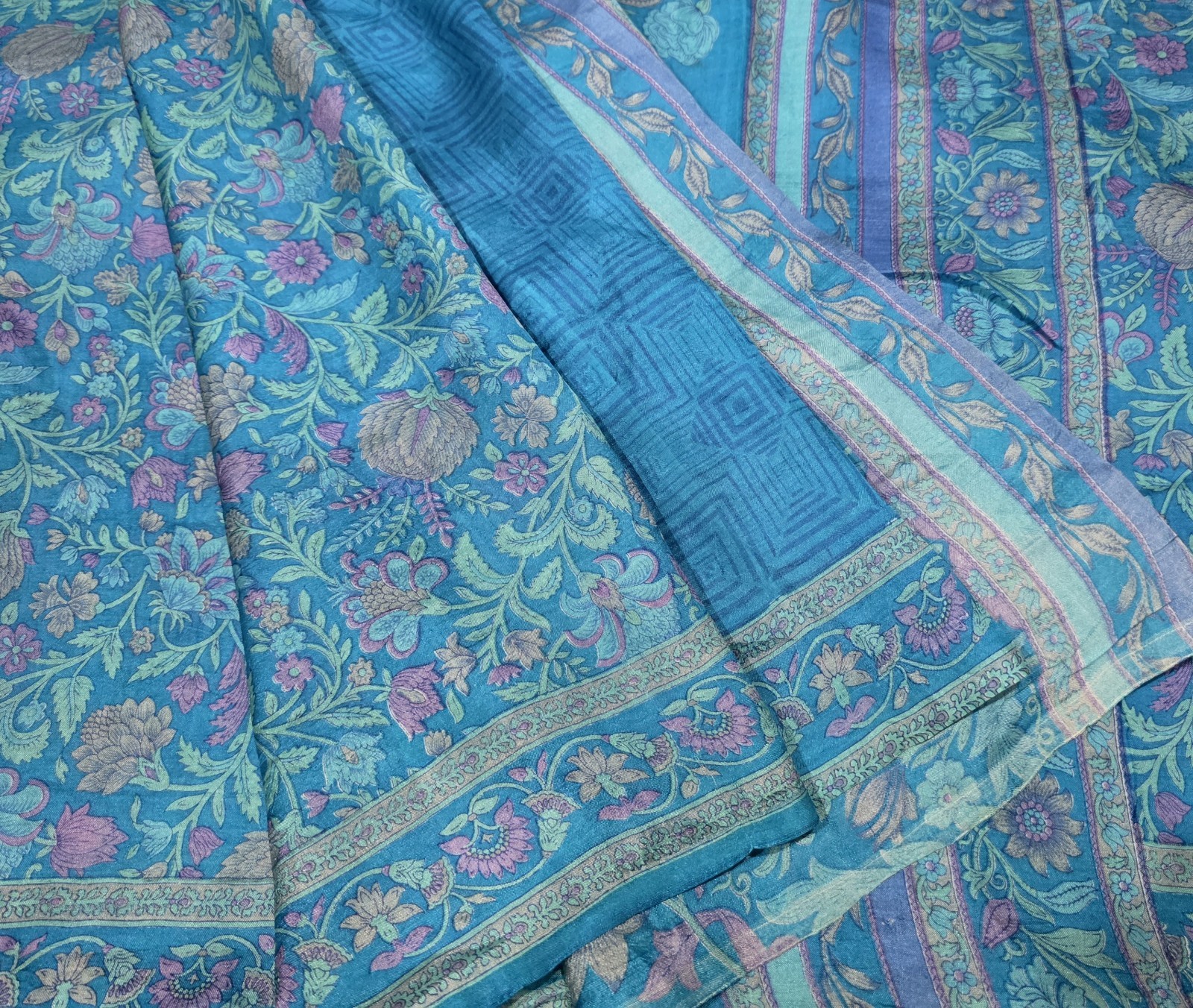 Vintage Silk Saree, 100% Pure Silk Fabric, 5 Yards Ethnic Indian Printed Sari