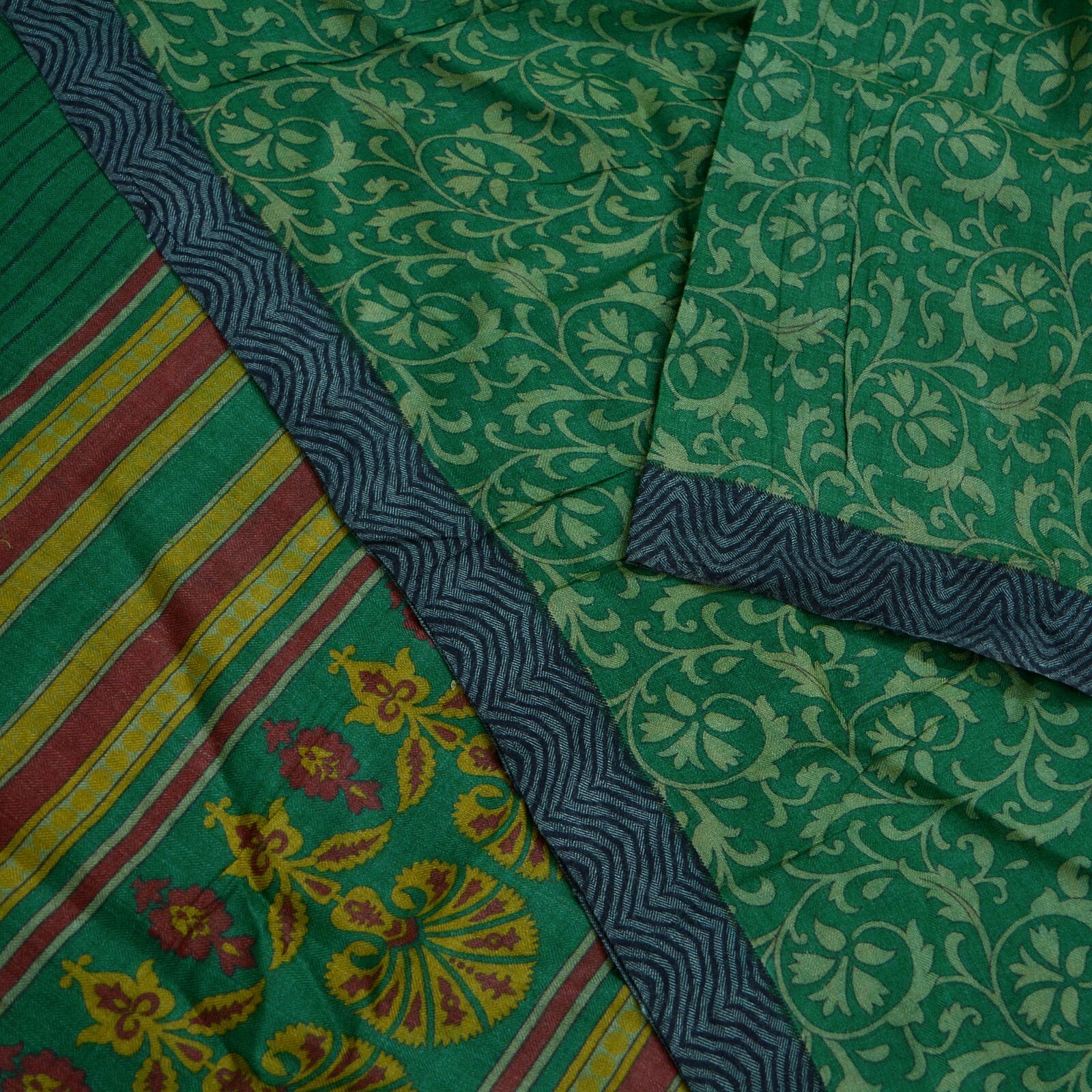 Vintage Sari Green Pure Woolen Woven Printed Sarees Soft Warm Craft Fabric 6Yd