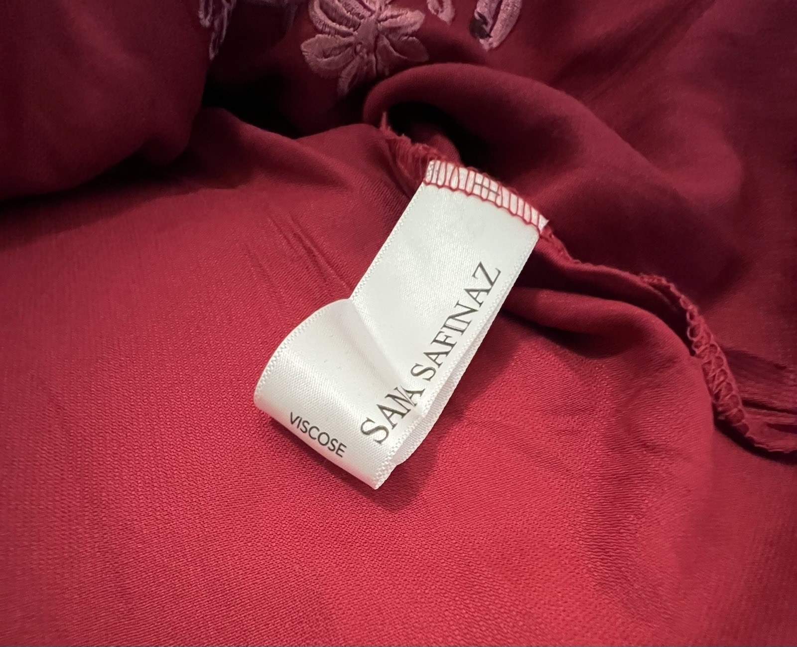 NWOT SANA SAFINAZ size XL – KURTA KAMEEZ ONLY VISCOSE A LINE EMB. 1 PIECE ONLY