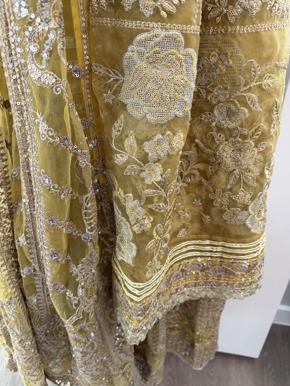 original FAIZA SAQLAIN size XL / XXL BUST 23” / 46” Fancy Salwar KAMEEZ “NEORA”
