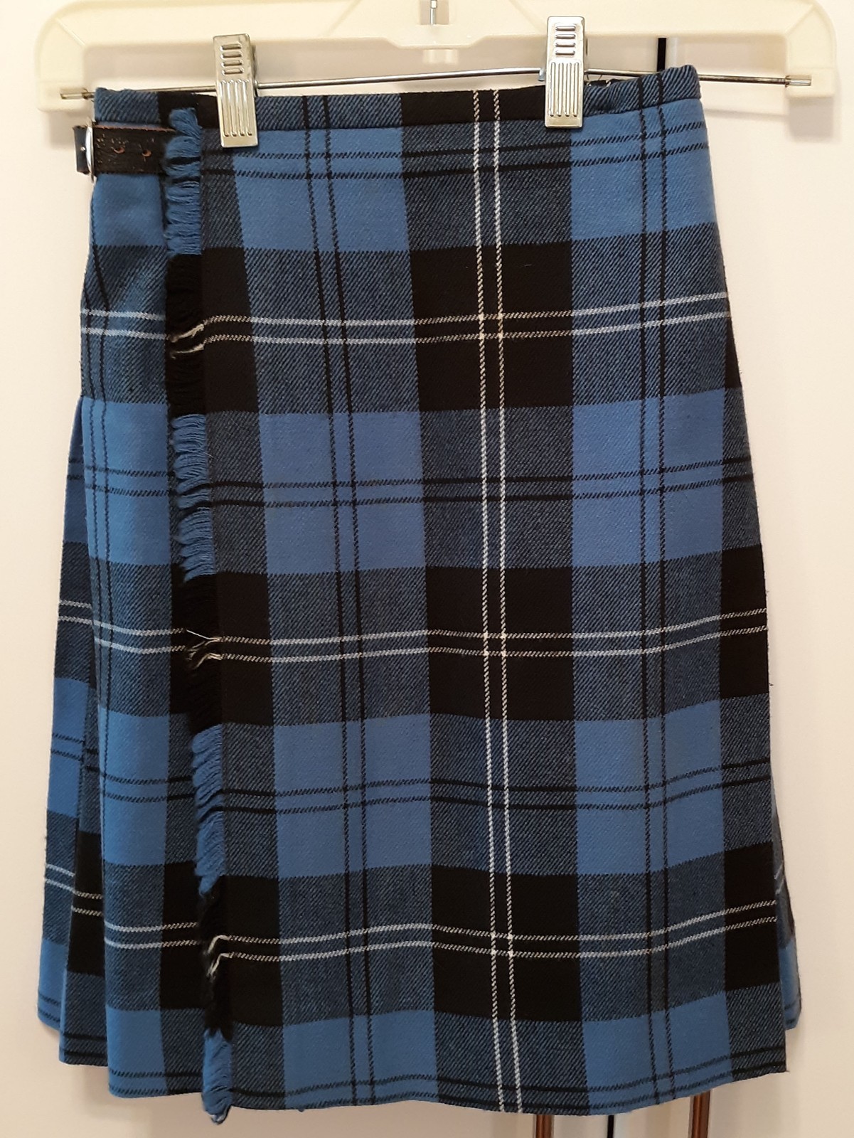 Vintage Scottish Kilt Strone House Tartan Weavers 23″ waist, Ramsey Blue Hunting