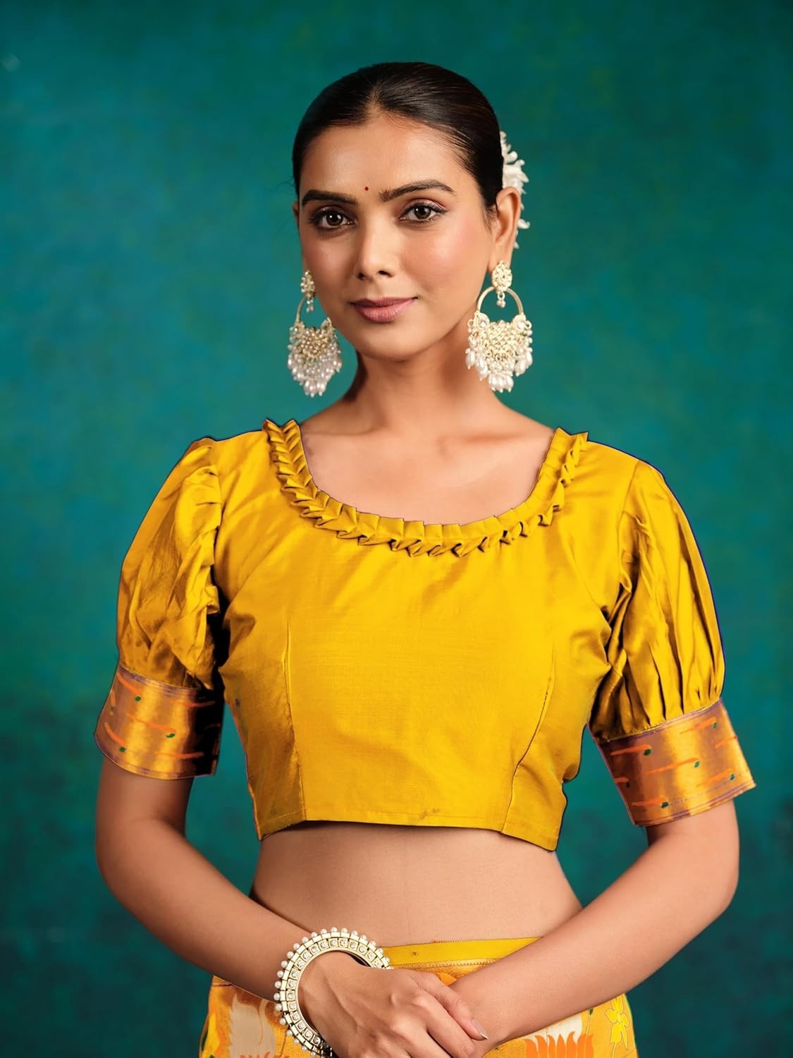 Women’s Pure Silk Paithani Woven Saree With Blouse Piece