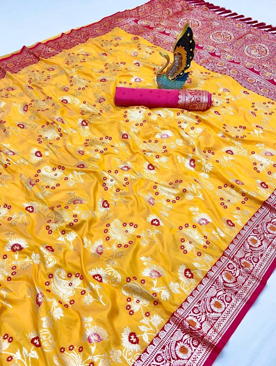 Pure Banarasi Silk Saree Bollywood Ethnic Party Wear with Brocade Blouse Piece