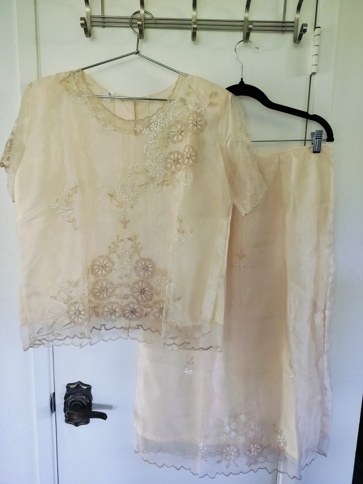 Traditional Filipiniana Kimona and Saya set Organza/Pina Silk Cream Beige Medium