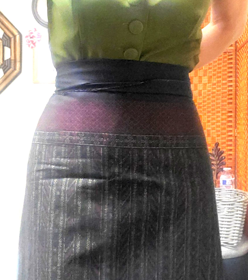 Authentic Thai Cotton Fabric Unstitched Sarong Traditional Ikat Pattern Black Gr