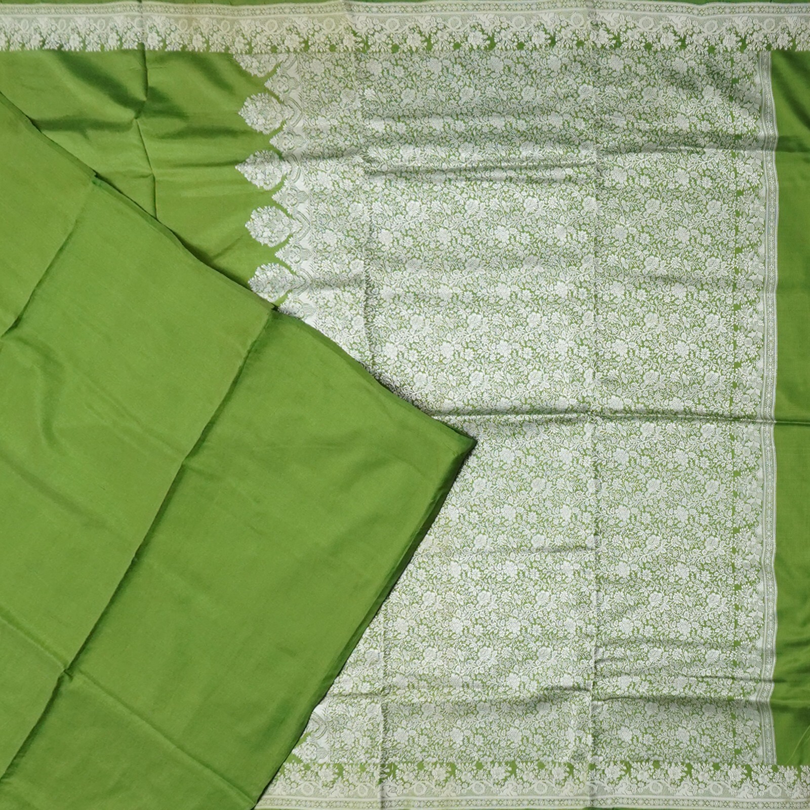 Vintage Green Sarees 100% Pure Silk Woven Indian Sari 5YD Decor Craft Fabric