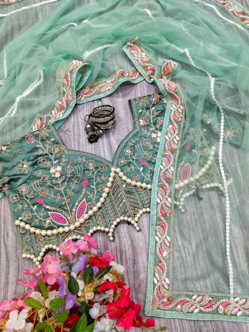 Attractive Look Premium Net Saree With Beautiful Blouse For Functional Wear
