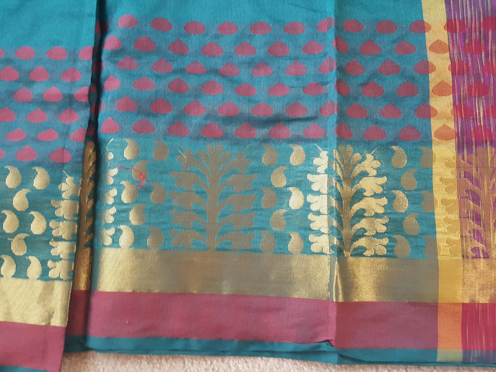 Gorgeous Teal/pink light weight saree/ Embroidered ready made blouse size 36