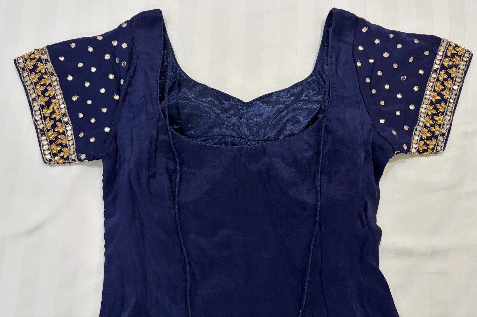 Indian Punjabi Hindi Palazzo Suit Set – Navy Blue and Gold (S-M)