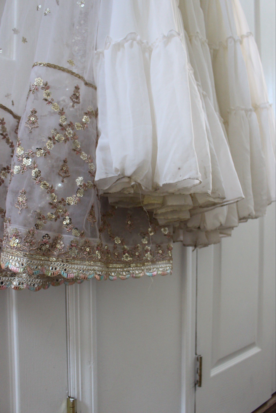 Lashkaraa salwar kameez White With Sequins And Multicolor Beading