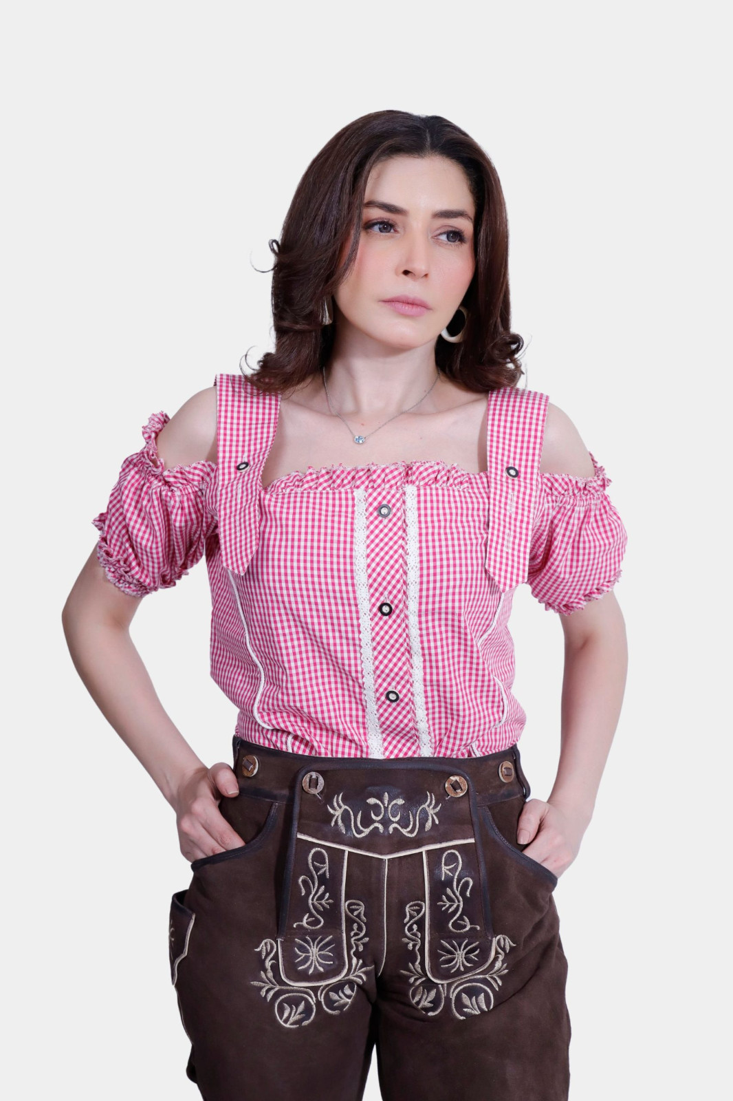 Nina Hoss Lederhosen Outfit