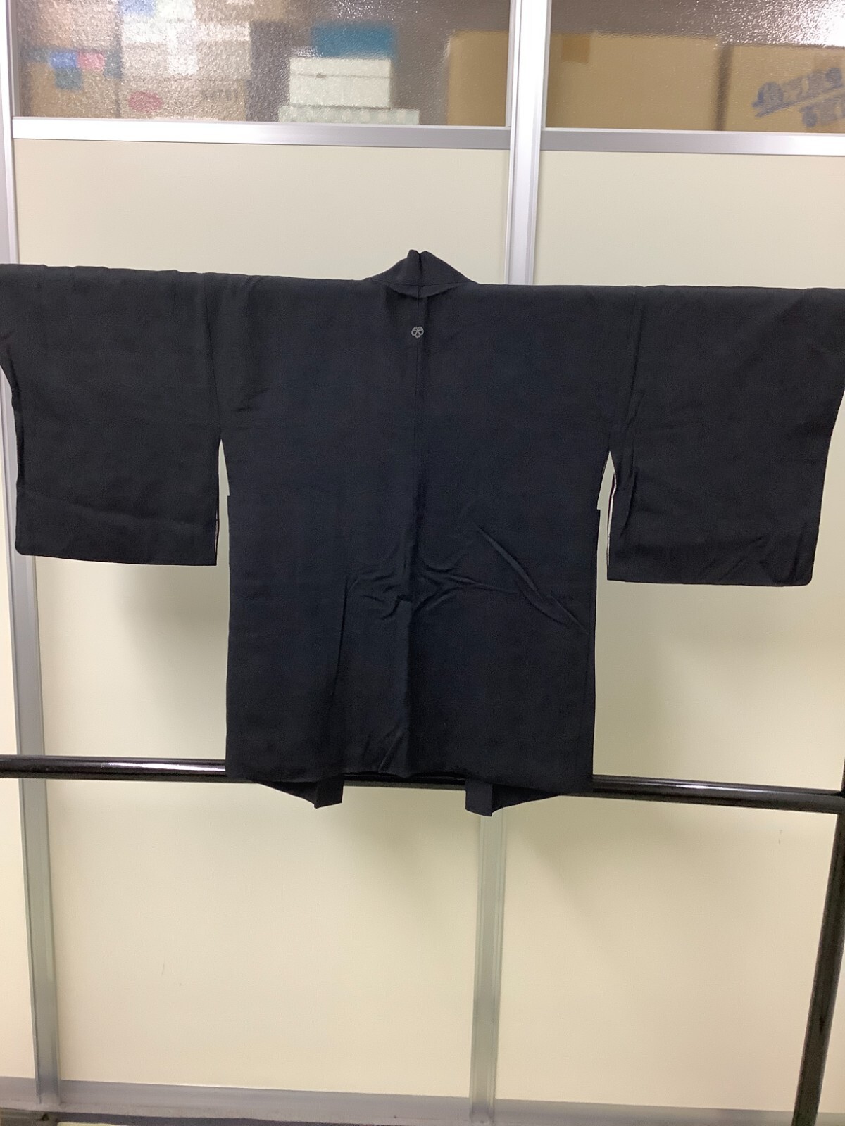 Japanese Vintage Kimono Haori Jacket pure silk family crest black Height 32inch