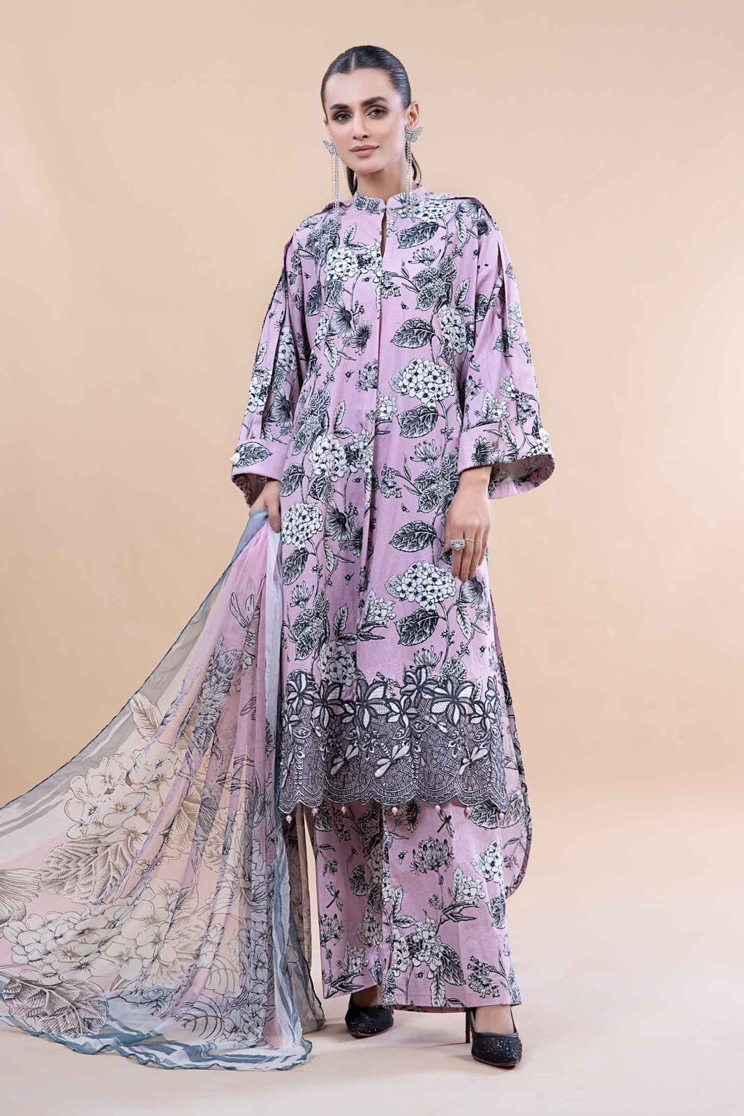 Maria.b pakistani shalwar kameez stitched new