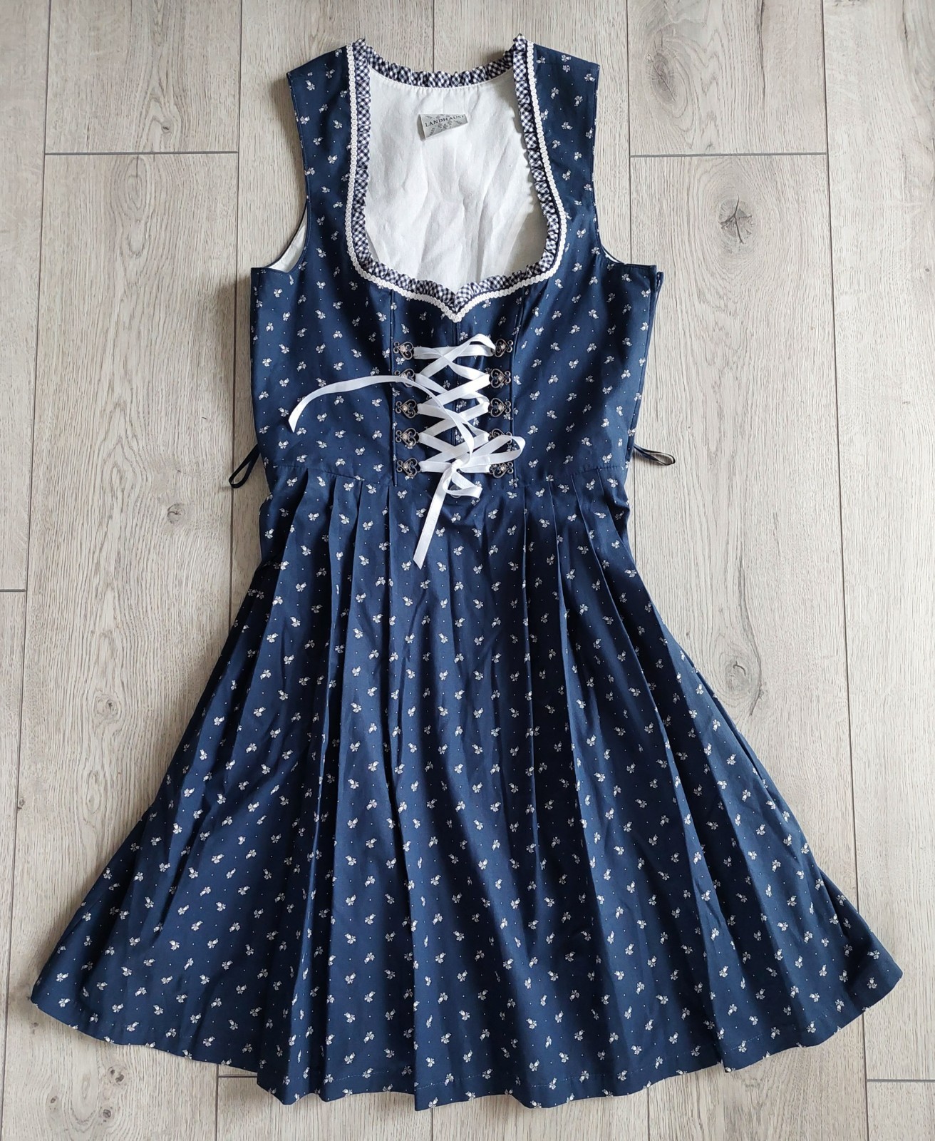 Dress with a blouse Austrian German Traditional, VTG, LANDHAUS, 38 eur, new