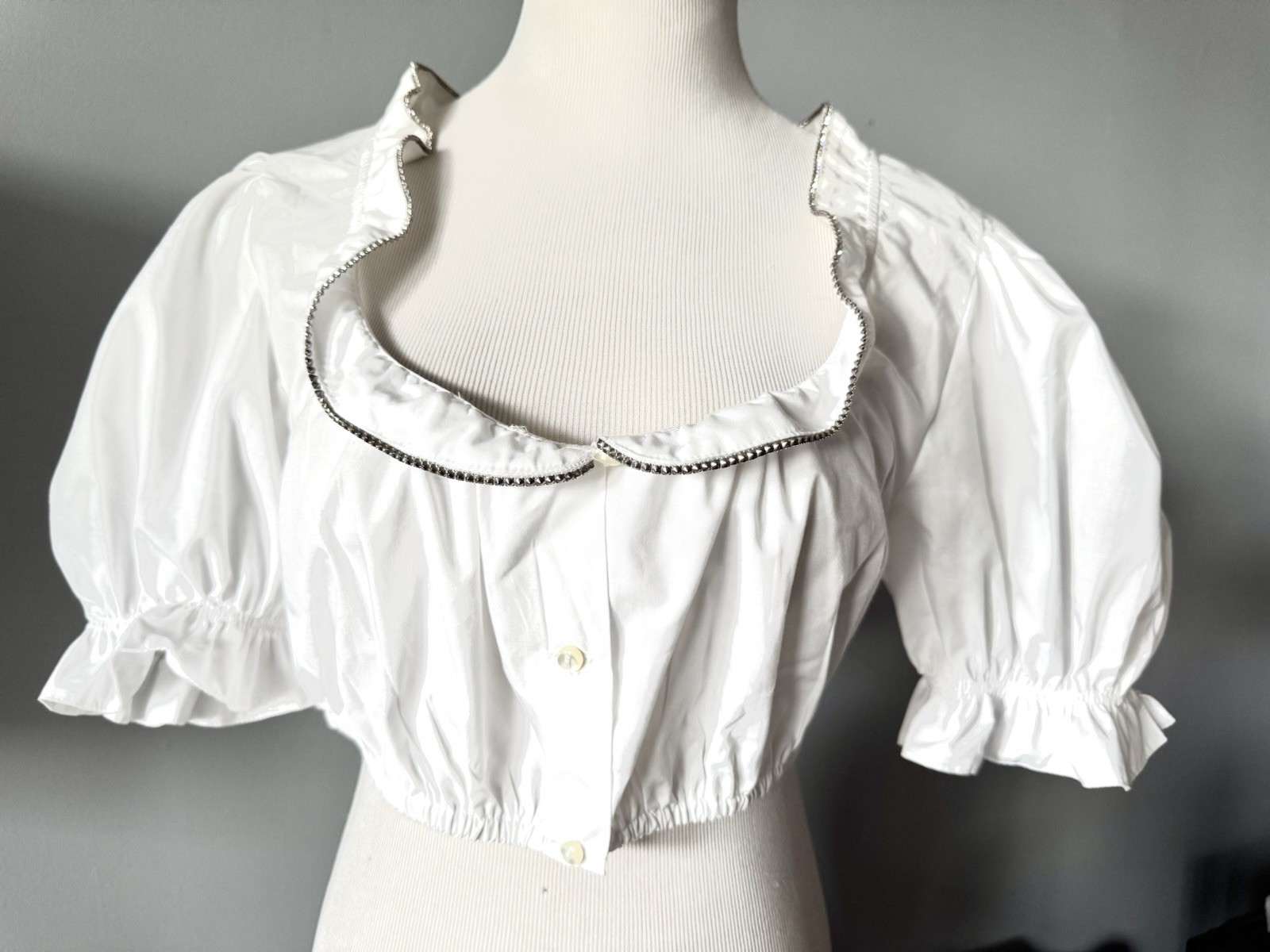 Cropped White DIRNDL BLOUSE, Rhinestone Ruffled Collar, Sz 14, Oktoberfest Top