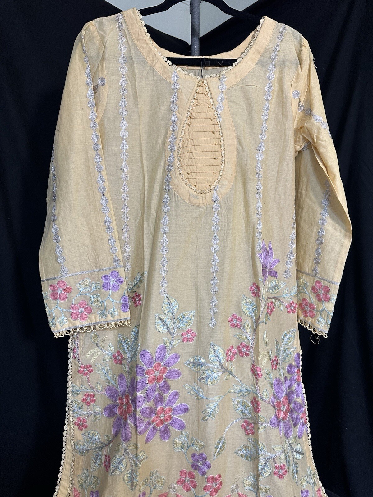 ⭐️Premium BRAND ADAN LIBAS- Beautiful EMB COTTON ,Suit .3 pc , Medium- $45