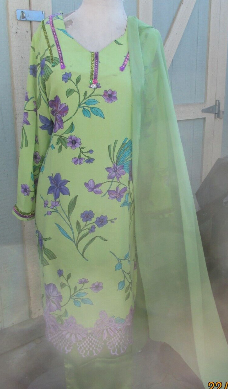 beautiful flower embroidery polyzoa pant kameez material chiffon Size XL 44